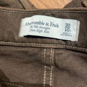 Brand new Abercrombie Brown Pants Size 10